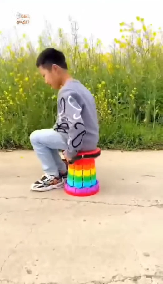 Made in China- Colorful Foldable Seating Tool